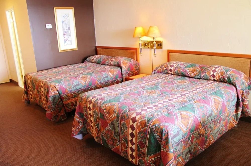 Motel Castille Roberval Eksteriør bilde